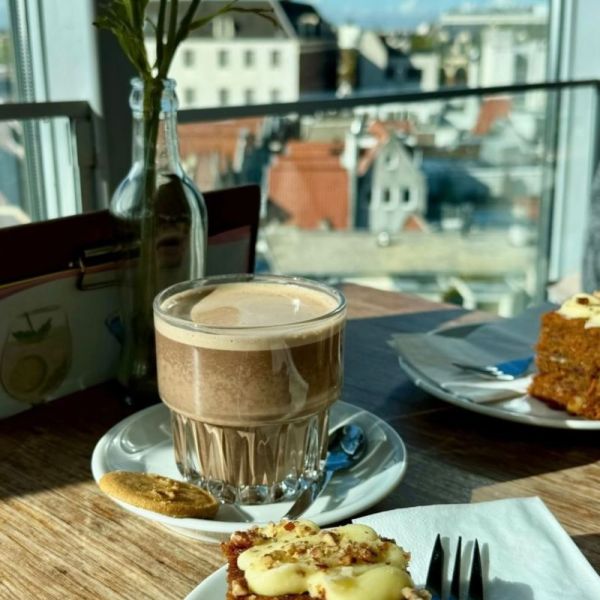 Restaurant Blue koffie met gebak