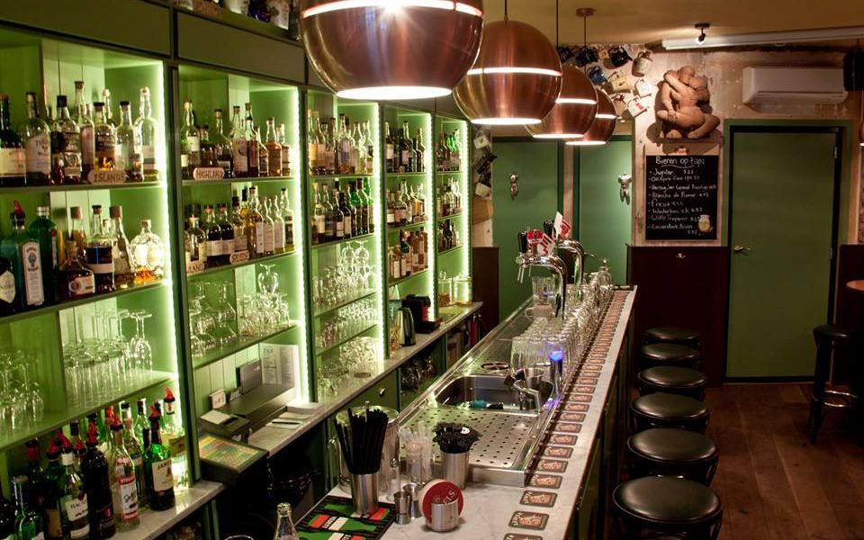 Beginners en gevorderden kunnen hier in Amsterdam whisky proeven