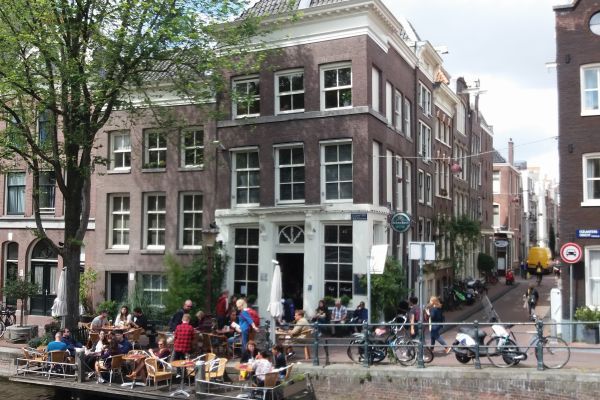 Sint Andrieshofje Egelantiersgracht Amsterdam